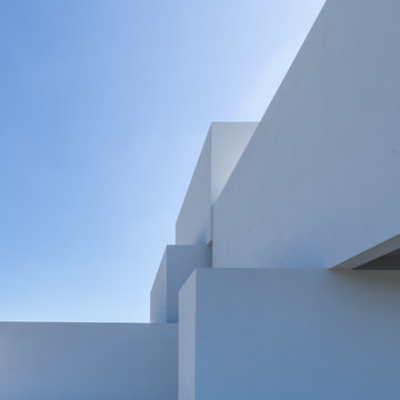 T-HOUSE