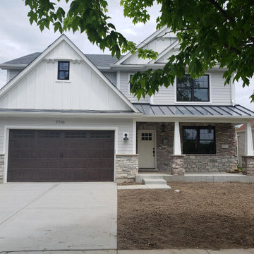 2,400 Sq. Ft 2 Story Craftsman Farm House with full 9' basement Bedford Park, IL