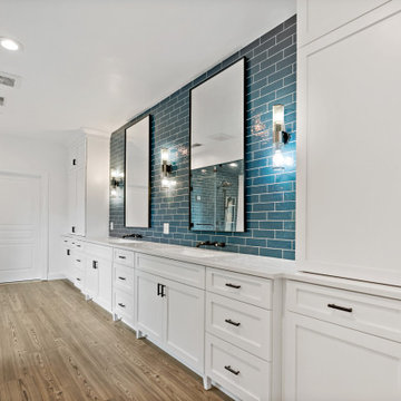 Incredible Blue & White Bath With Wall Bench & Steam Shower