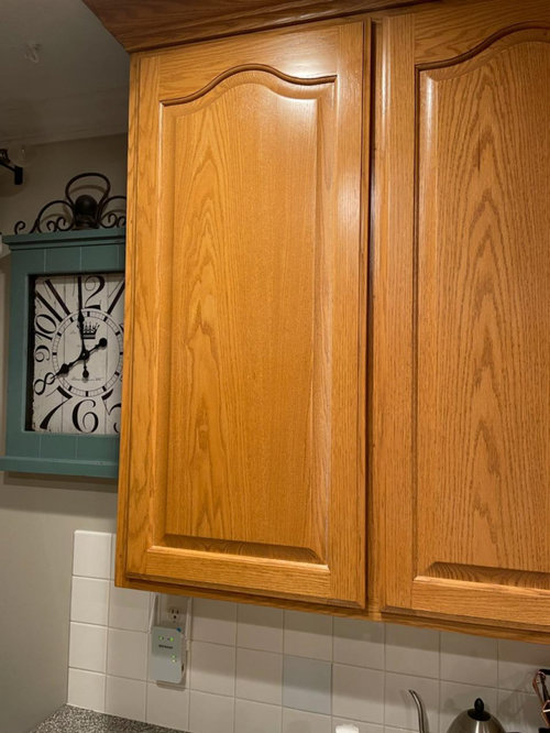 Are Eyebrow Kitchen Cabinet Doors Out, Are Oak Kitchen Cabinets Still In Style