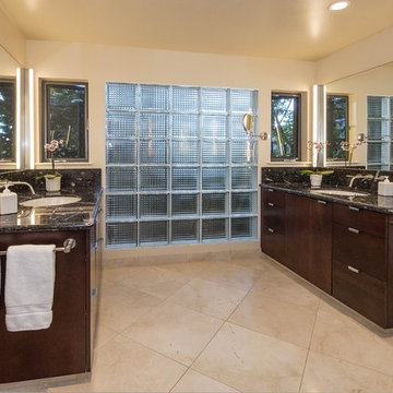 Hillcrest Custom Contemporary