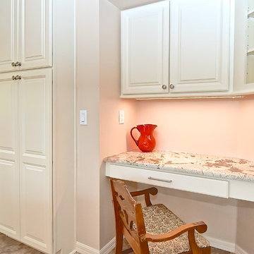 Bright Traditional Kitchen Remodel // Bradenton, Florida