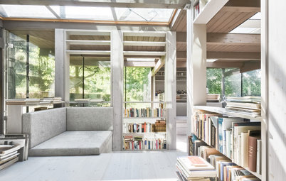 Germany Houzz: Library and Libations in a Filled-In Swimming Pool