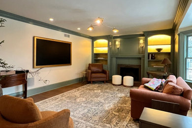 Elegant family room photo in Philadelphia