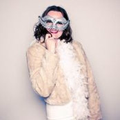 Katy Tonkin's photo