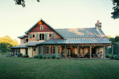 Inspiration for a craftsman exterior home remodel in New York