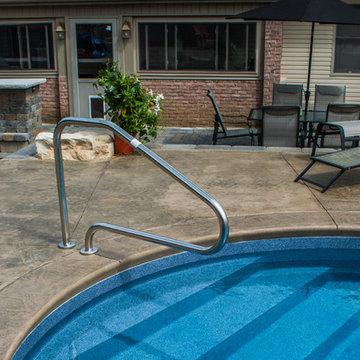 Stoney Kidney by The Pool and Spa Place