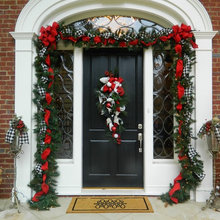 ENTRANCES/OUTSIDE SPACES