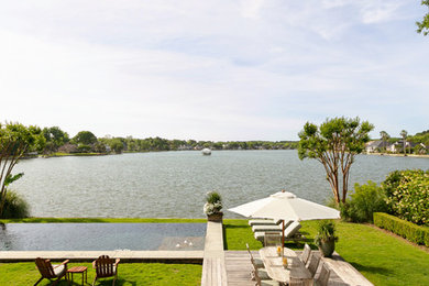 Waterfront Drive Outdoor Living Space