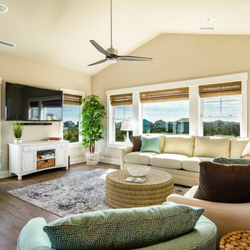 Salvo. Luxury Oceanfront. LunaSea