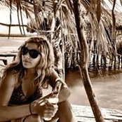 Davena Monstrola's photo