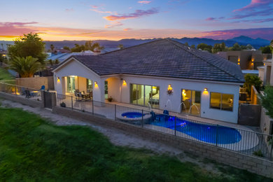 Southwest pool photo in Phoenix