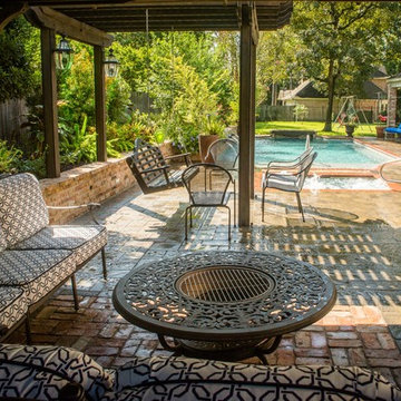 Brick and Tile Backyard Design - New Orleans Flavor