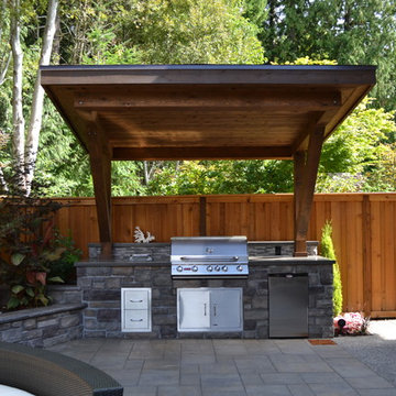Outdoor Kitchen
