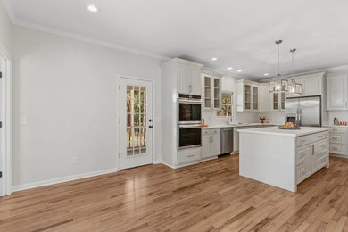 Example of a kitchen design in Atlanta