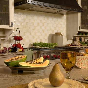 Chevy Chase, Maryland - Traditional - Kitchen
