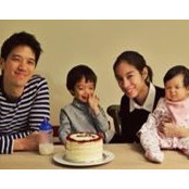 Fah Isaress's photo
