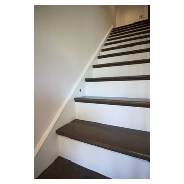 Project #82 | Three-Level Staircase with Extended Balcony