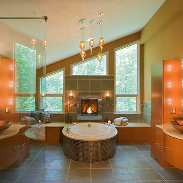 Luxurious Bath