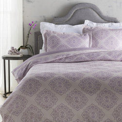 Anniston- (ANN-7002) - Bedding
