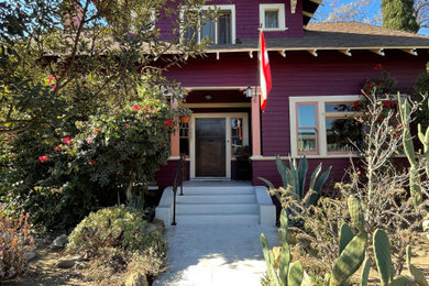 Inspiration for a craftsman home design remodel in Los Angeles