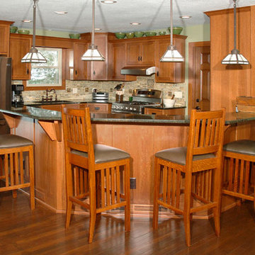 Mission quarter-sawn white oak kitchen