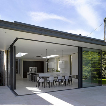 Roundhouse contemporary kitchens