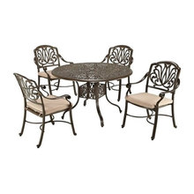 Outdoor dinning table and chairs