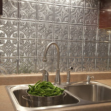 Kitchen backsplash