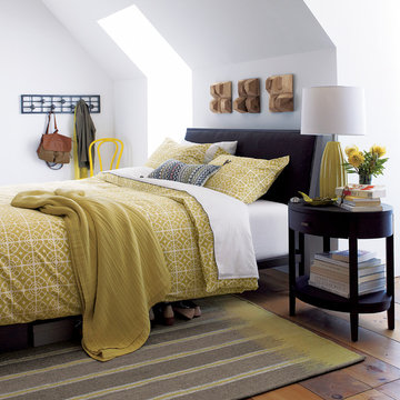 Crate and Barrel Living