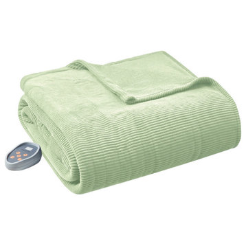 Beautyrest Knitted Micro Fleece Solid Textured Heated Blanket, Green, King