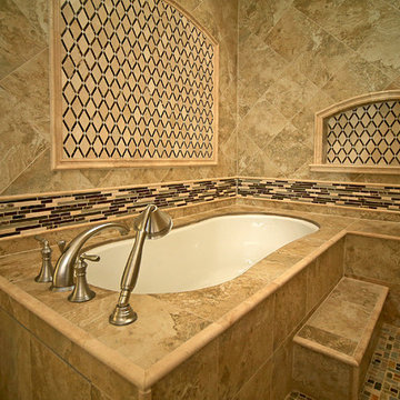Up Scale Tub and Shower, Tiled Shower