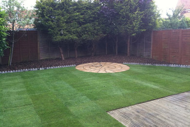 Photo of a modern landscaping in Essex.