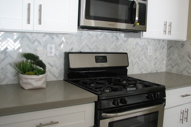 Inspiration for a transitional kitchen remodel in Dallas