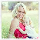 Holly Sheahan's photo