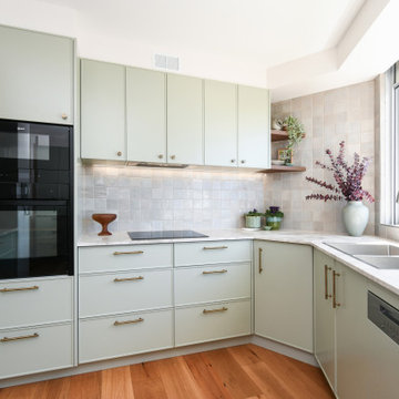 // NATIVE AUSTRALIAN INSPIRED: MANLY - APARTMENT RENOVATION