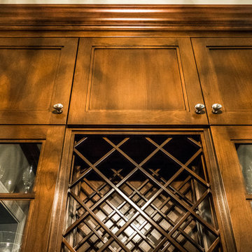 Transitional Kitchen & Bar