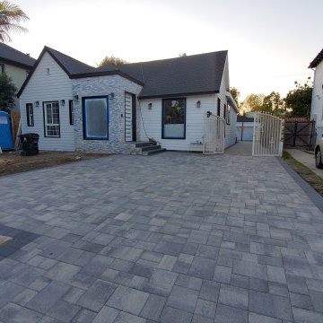 Front Yards & Driveways