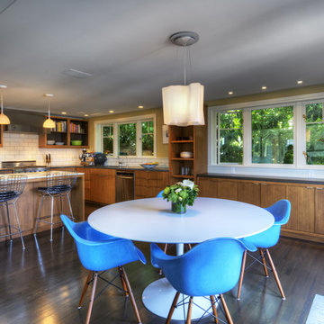 Queen Anne Mid Century