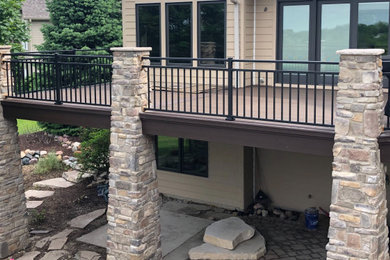 Minimalist deck photo in Other