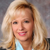 Toni Stout, LLC - Broker Associate's photo