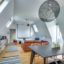 Visite Privée : Un duplex masculin sous les combles