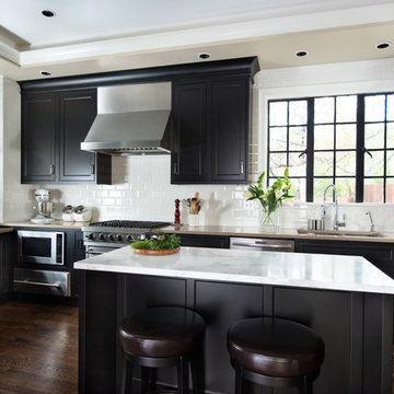 Handsome Black Kitchen