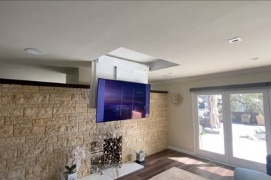 Inspiration for a contemporary family room remodel in Los Angeles