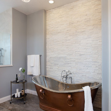 Villa Lucca Grand with Generational Suite