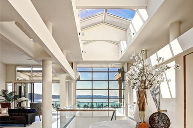 Entryway - modern entryway idea in Seattle
