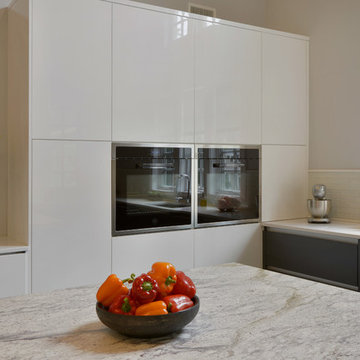 Spacious Contemporary Kitchen in New Jersey
