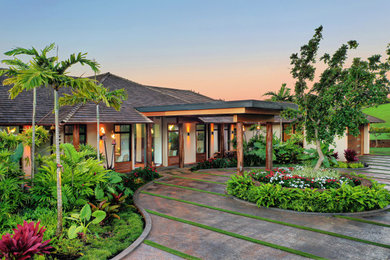 Trendy home design photo in Hawaii