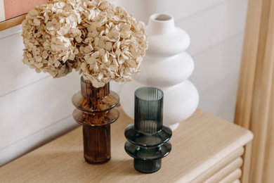 Inspiration for a contemporary family room remodel in Bordeaux