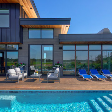 Riviera by the Bay